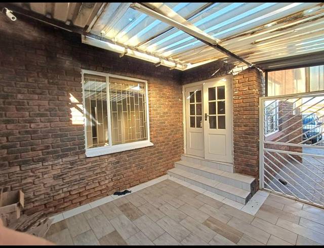 4 BEDROOM HOUSE FOR SALE IN LAUDIUM
